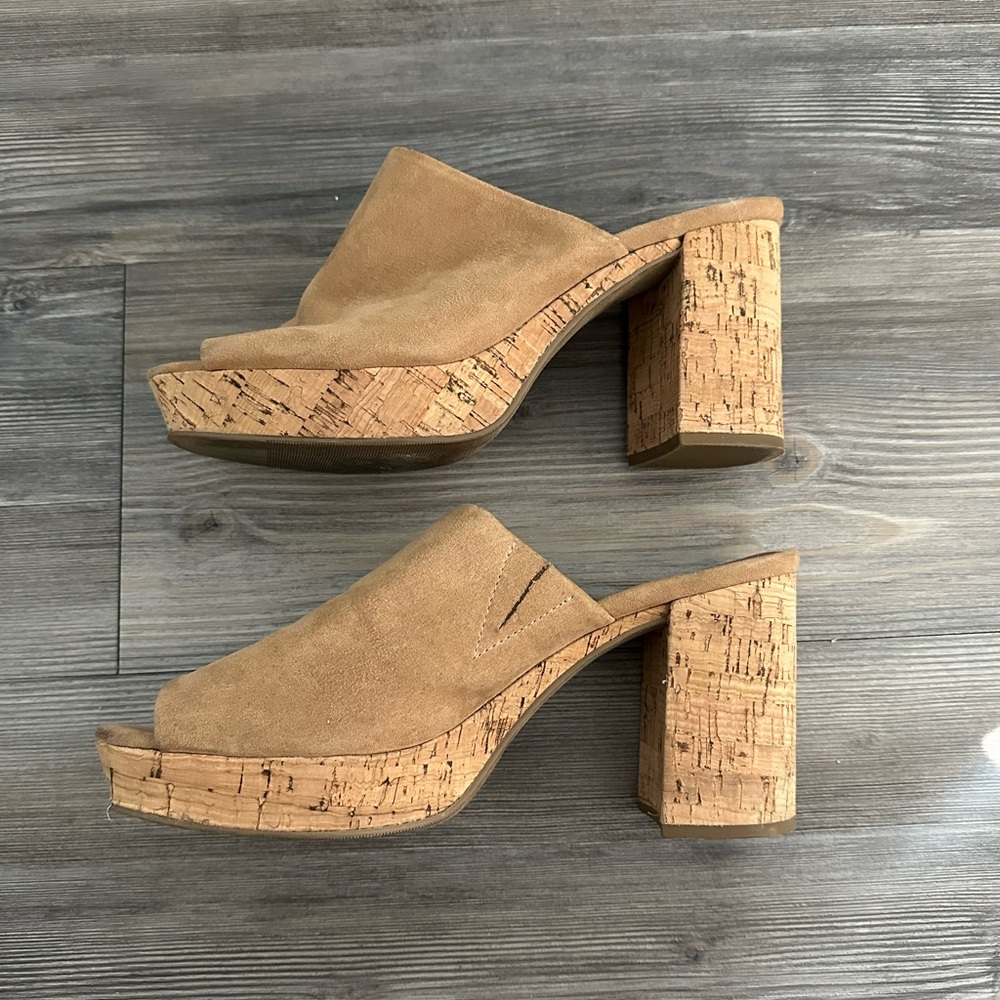 Stylish Tan Platform Mules by Universal Thread